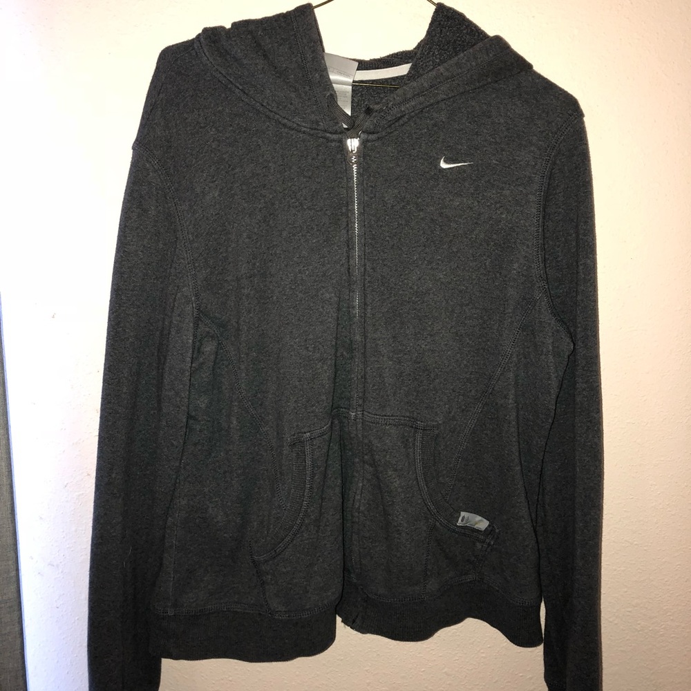 NIKE WOMENS XL JACKET
